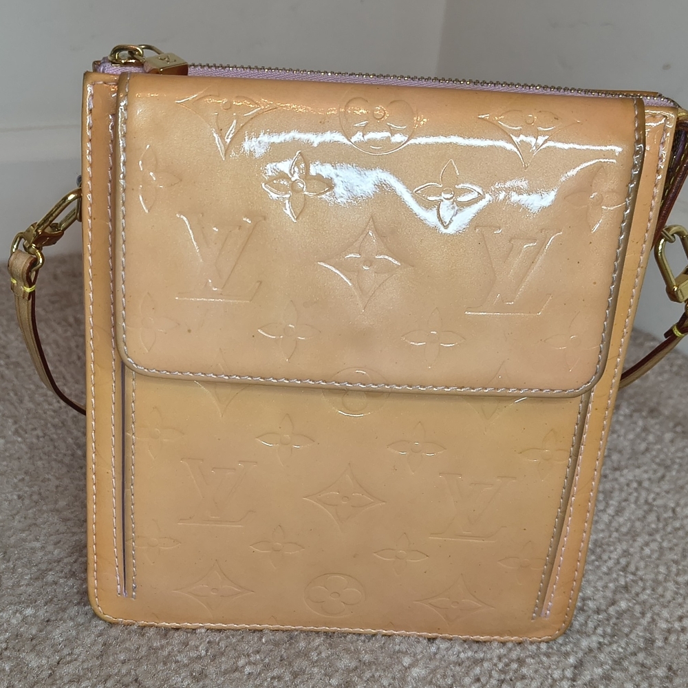 Louis Vuitton Vernis Mott Patent Leather Shoulder Bag Baby Pink